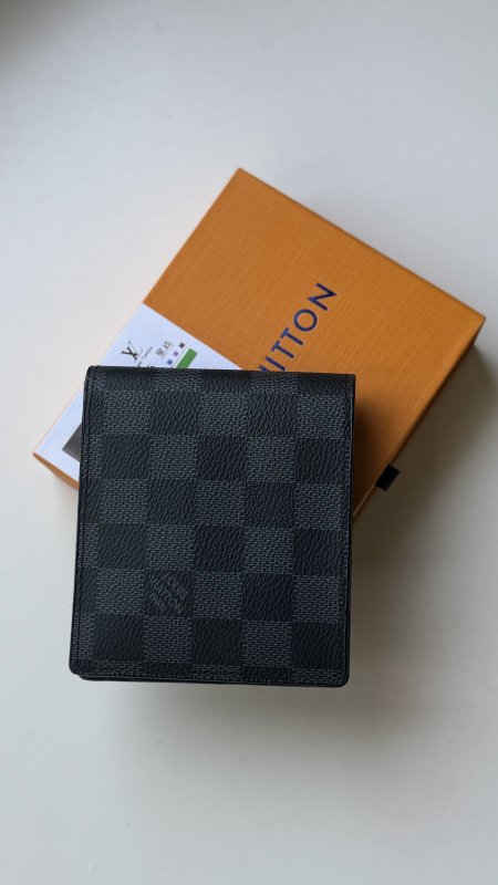 مربعات اسود / رمادي