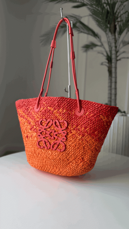 برتقالي مع زهري