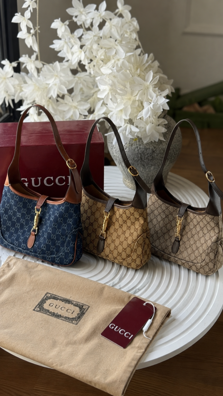 شنطة - GUCCI / شامل علبة الشركة