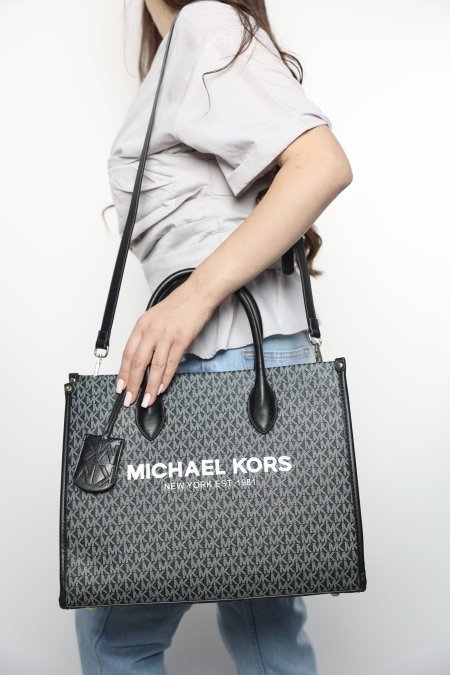 شنطة - Micheal Kors / Tote Bag  - اسود <br> <span class='text-color-warm'>نفدت الكمية</span>
