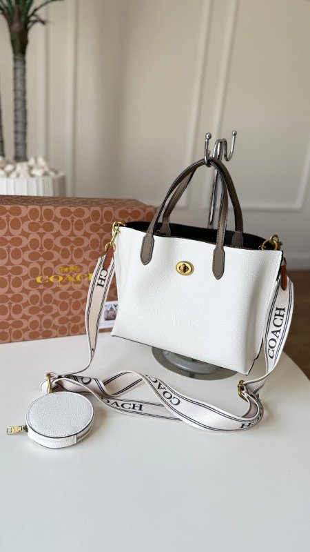 ابيض / اطار كاكي