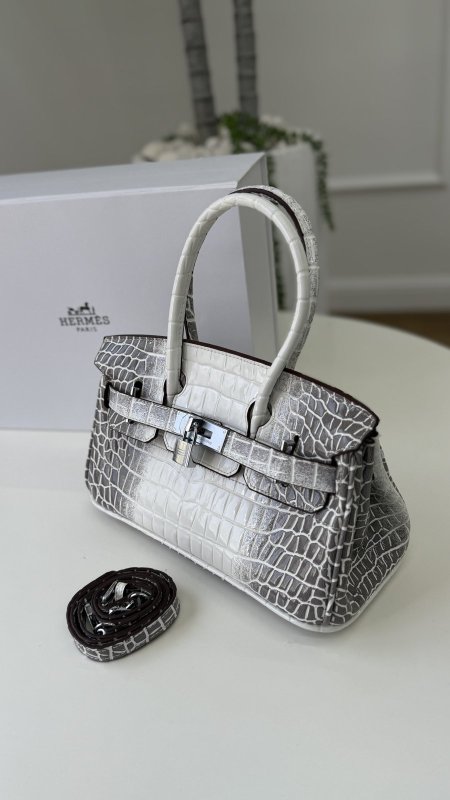 ابيض / هماليا