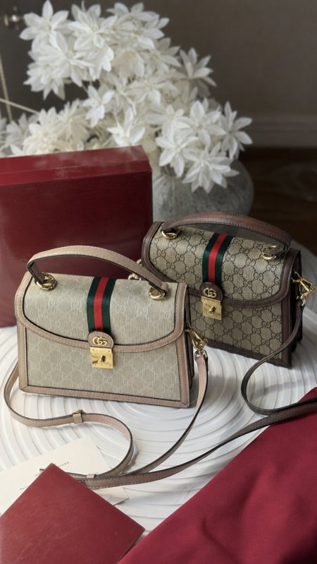 شنطة - GUCCI - شامل علبة الشركة