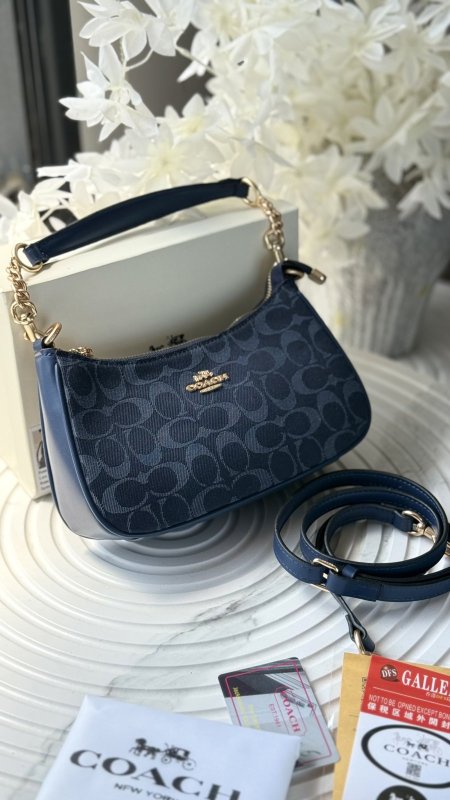 dark blue