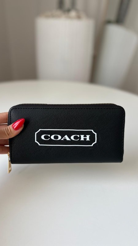 Coach شعار كبير