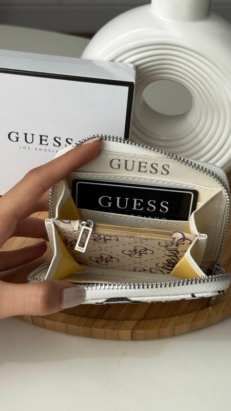 جزدان -Guess  نقشة مقاس صغير / شامل علبة الشركة مع سحاب داخلي للفراطة