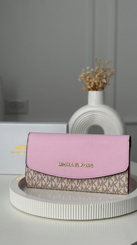 أبيض رده زهري