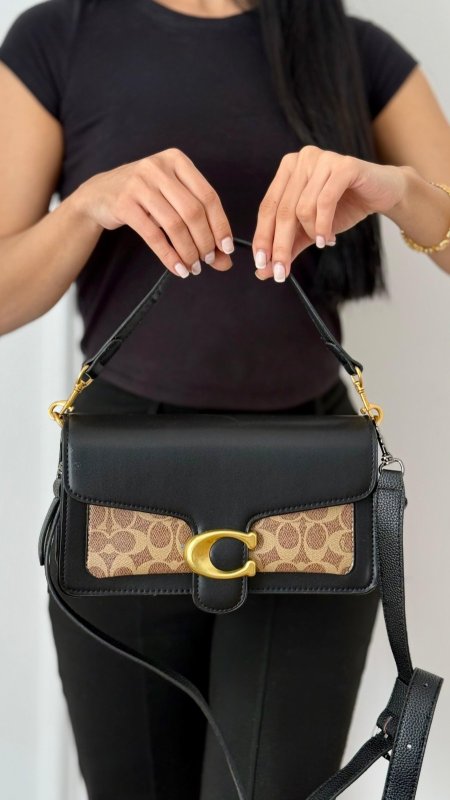 أسود شعار بيج