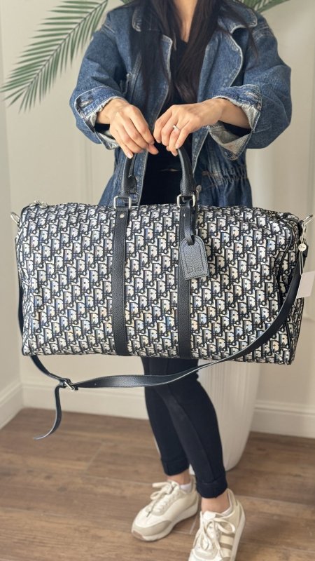 شنطة سفرية شبابية - Dior / كواليتي ماستر