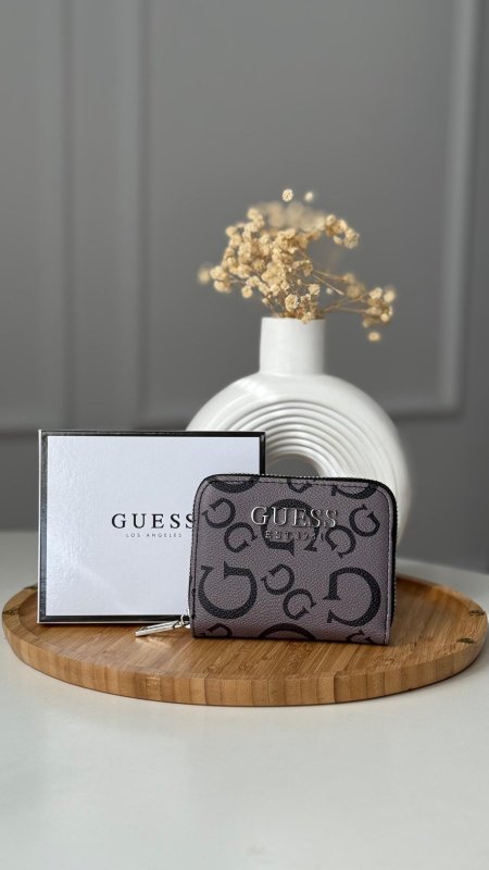 رمادي شعار أسود