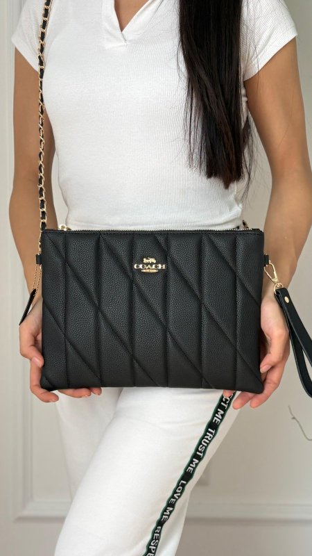 اسود شعار صغير