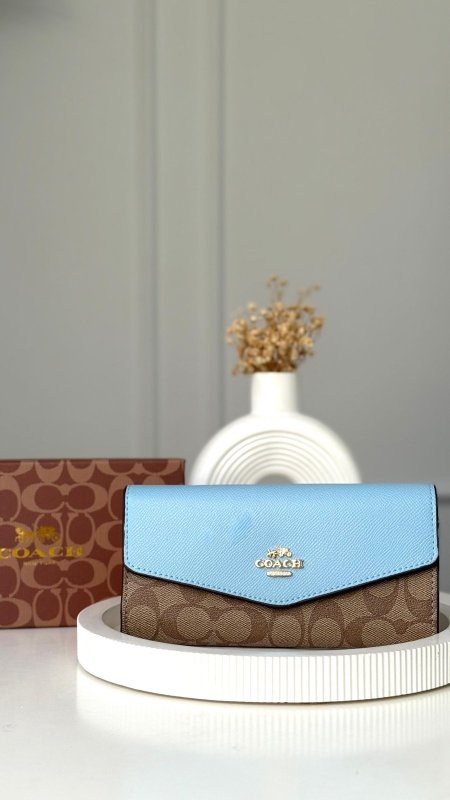 كاكي رده أزرق