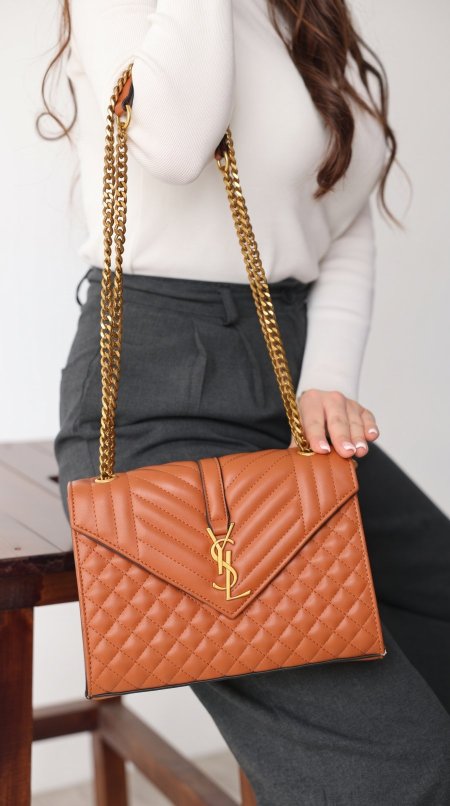 شنطة - YSL / شامل علبة