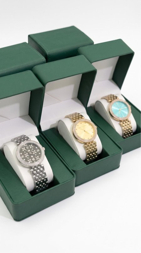 ساعة - Mishael Kors ستاتي مقاس صغير شامل علبة