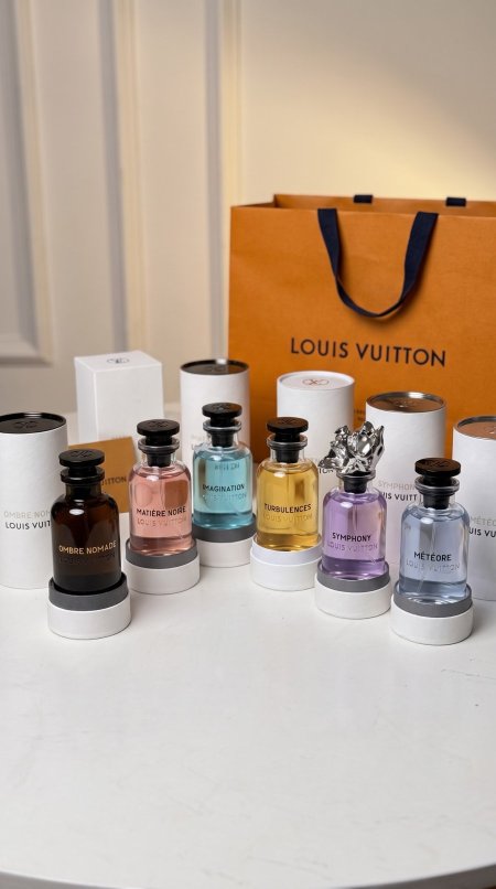 عطر Louis vuitton - الأصلي شامل كيس الشركة وكرت الكفالة