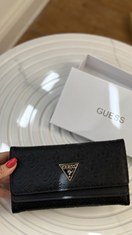 جزدان - GUESS / شامل علبة