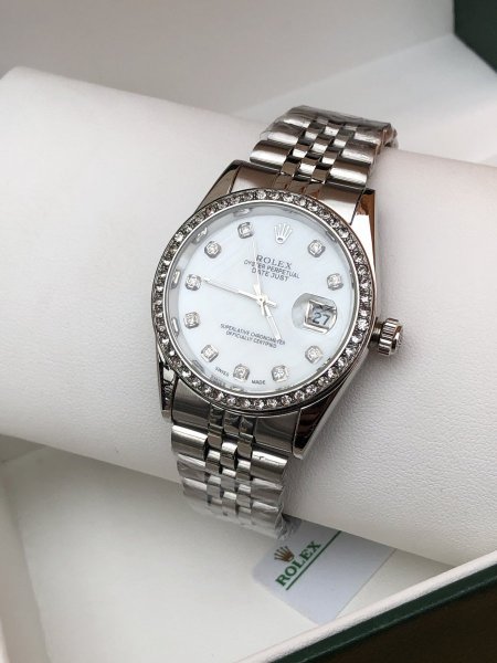 ساعة Rolex - فضي مع ابيض <br> <span class='text-color-warm'>نفدت الكمية</span>