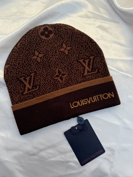 طاقية louis Vitton