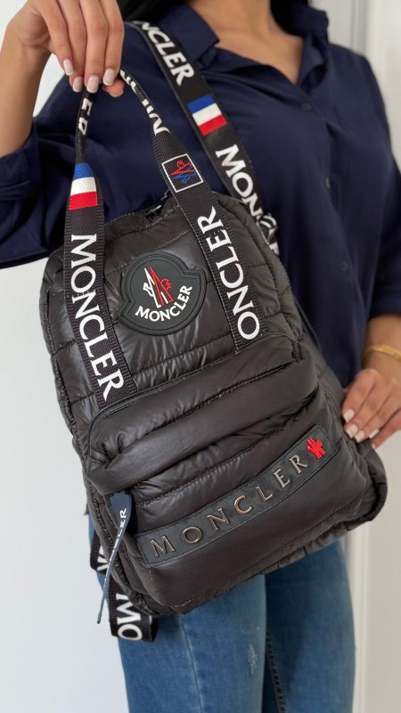 شنطة ظهر ماركة Moncler / كوالتي ماستر