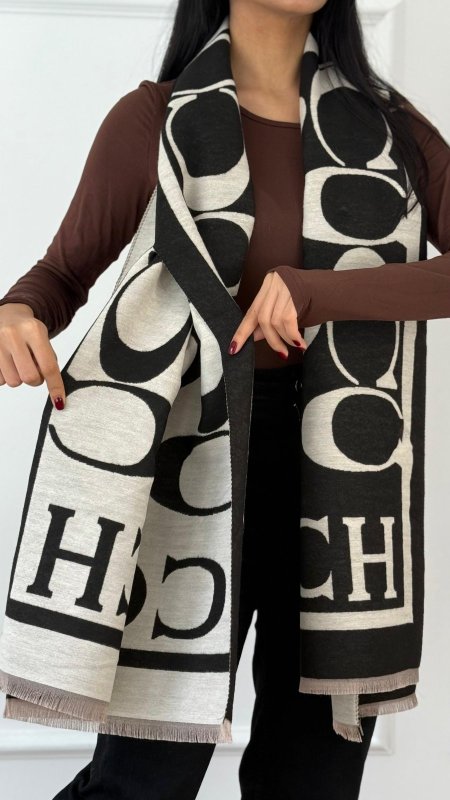 شال كتف -Coach  / خامة كشمير بتصميم انيق و فريد ( كواليتي ماستر )