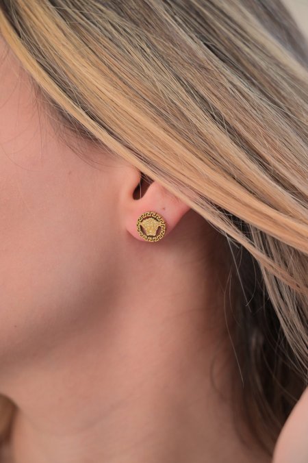 حلق فيرزاتشي ذهبي