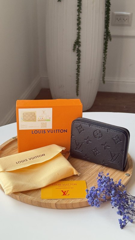 شعار اسود حفر