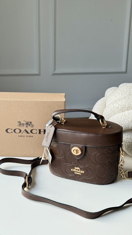 بني غامق - PU Brown