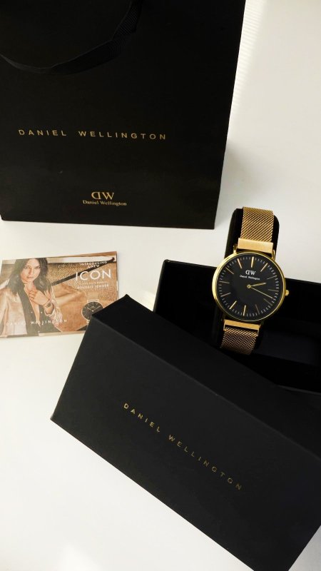ساعة - Daniel wellington شبابية / شامل العلبة الاصلية ساعة ذات جودة عالية
