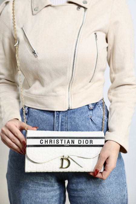 كلاتش - Dior شامل علبة الشركة  - ابيض