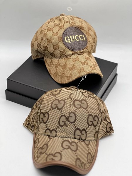 طاقية - Gucci