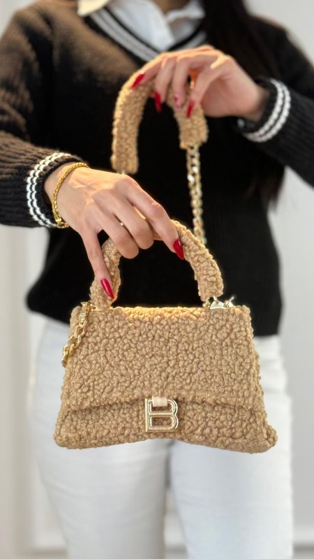 بني فاتح Balanciaga